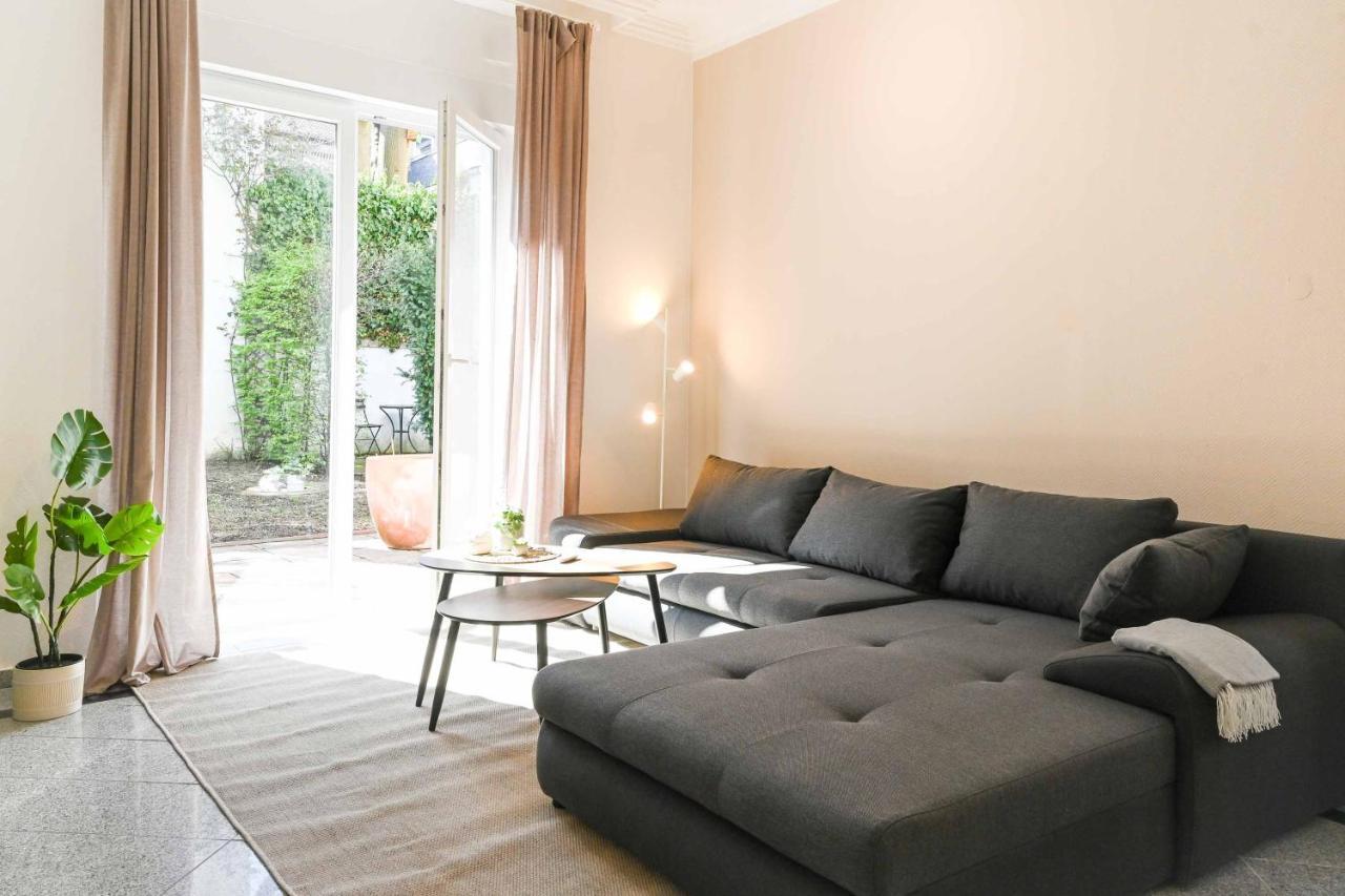 120Qm Denkmal Apartment In Krefeld Mit Stuck Und Garten - Beuys Apartments - Krefeld Exteriér fotografie